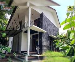Dijual Rumah Murah cluster Meadow Green dekat Water boom Lippo Cikarang