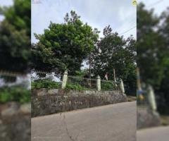 Jual Tanah Luas 1000 meter Bonus Bangunan Lama dekat tol Jatiasih