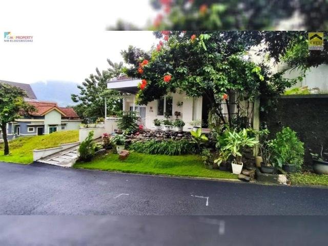 Dijual Rumah Asri View Gunung di Sentul