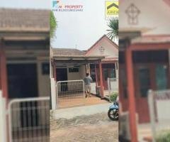 Rumah 1 Lantai Dalam Perumahan Kemang Pratama