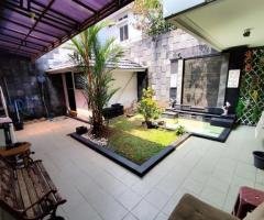 DIJUAL RUMAH FULLY FURNISHED JAUH DIBAWAH Pasaran Di Komplek Pulogebang