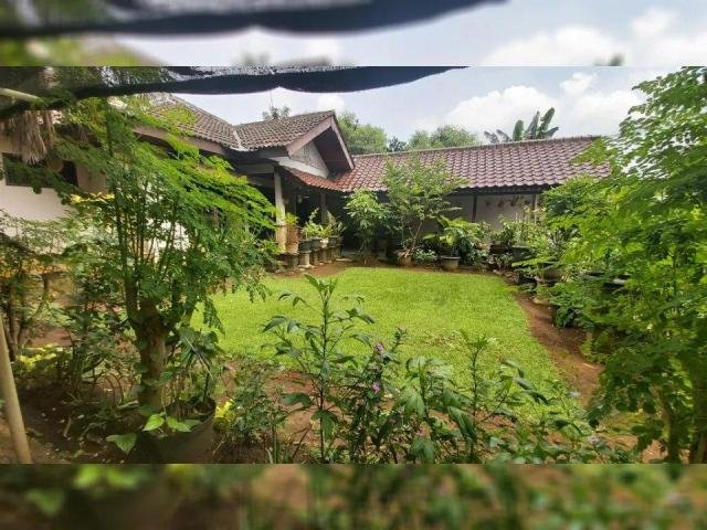 Rumah Tanah Luas Jual Cepat Dalam Komplek Jakapermai Jakasampurna Bekasi